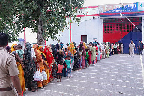 Raksha Bandhan celebration: Sisters wait outside District Jail in Mathura